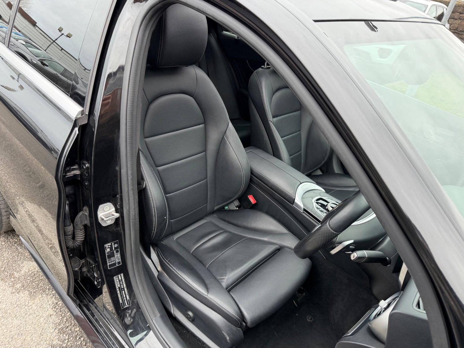 Used Mercedes-Benz C Class 2018 for sale - 77166500: Photo 18