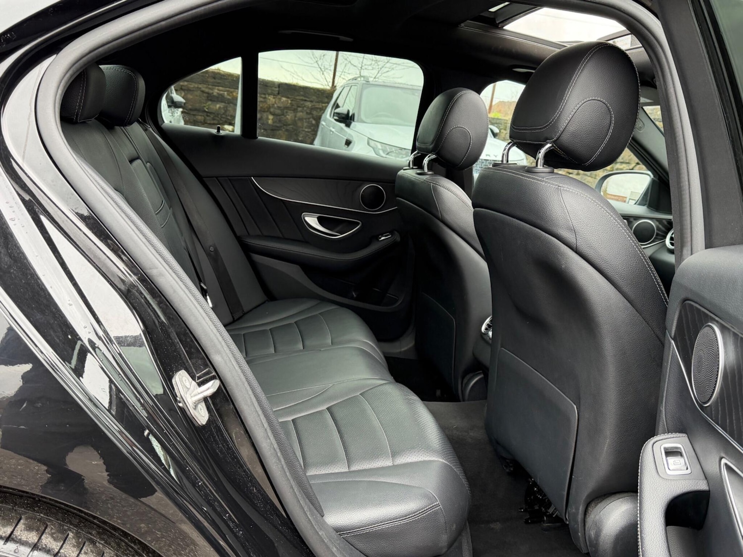 Used Mercedes-Benz C Class 2018 for sale - 77166500: Photo 21