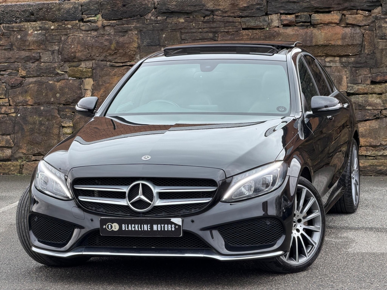 Used Mercedes-Benz C Class 2018 for sale - 77166500: Photo 3