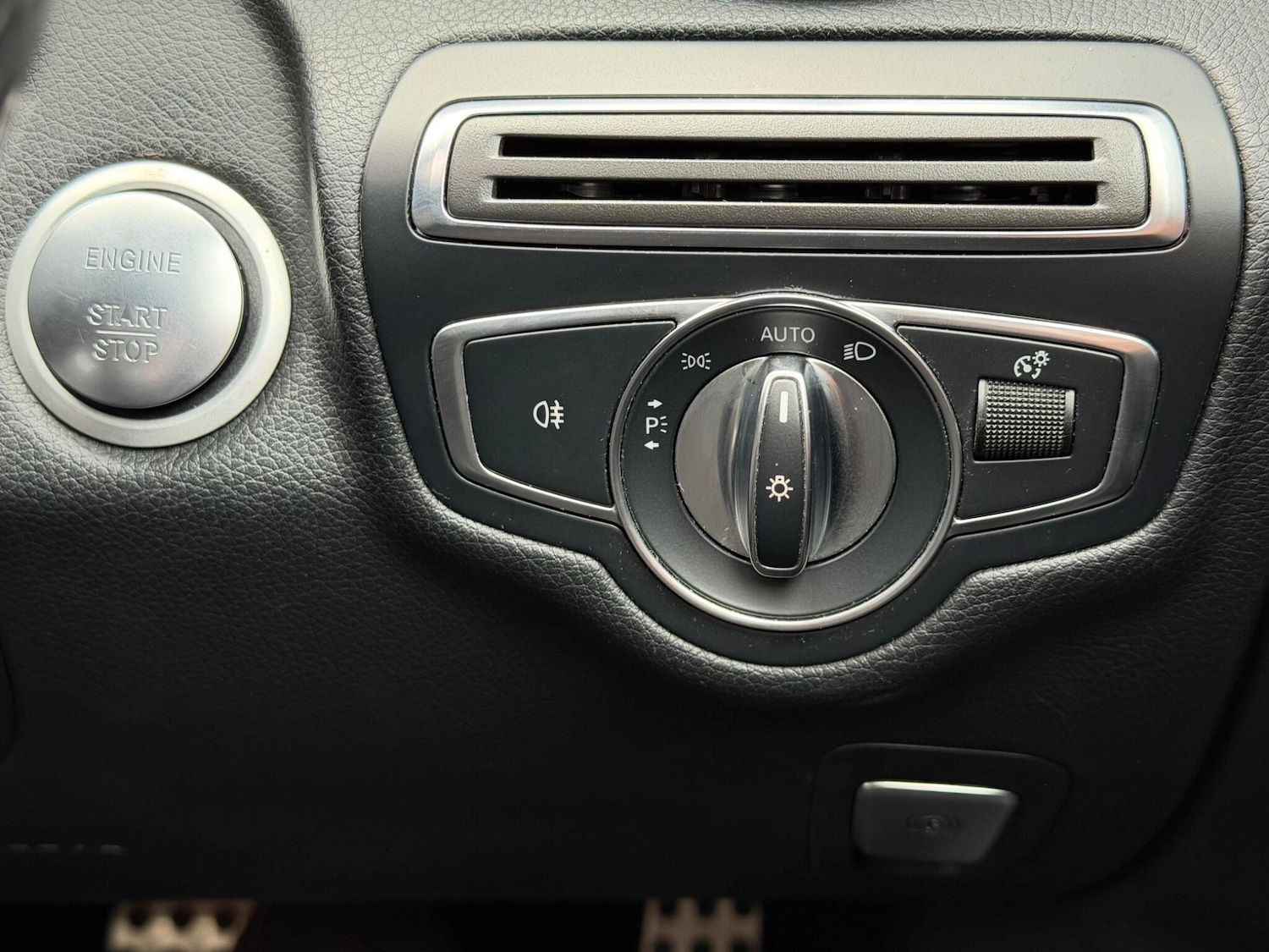 Used Mercedes-Benz C Class 2018 for sale - 77166500: Photo 47