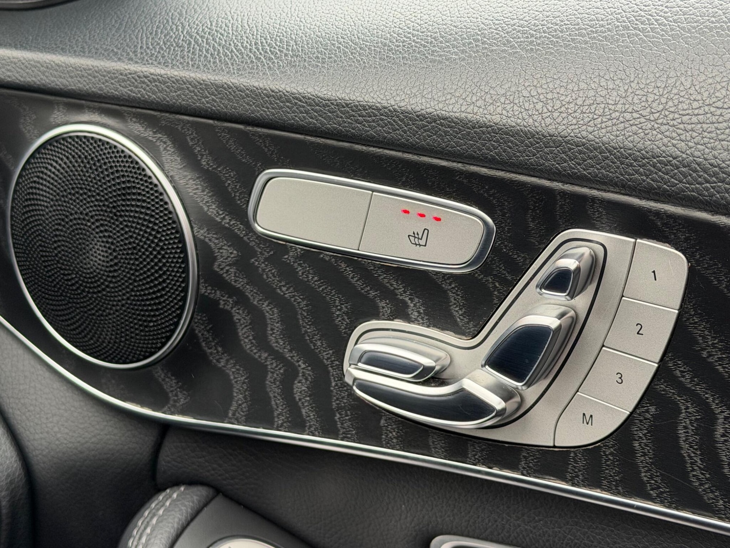 Used Mercedes-Benz C Class 2018 for sale - 77166500: Photo 48