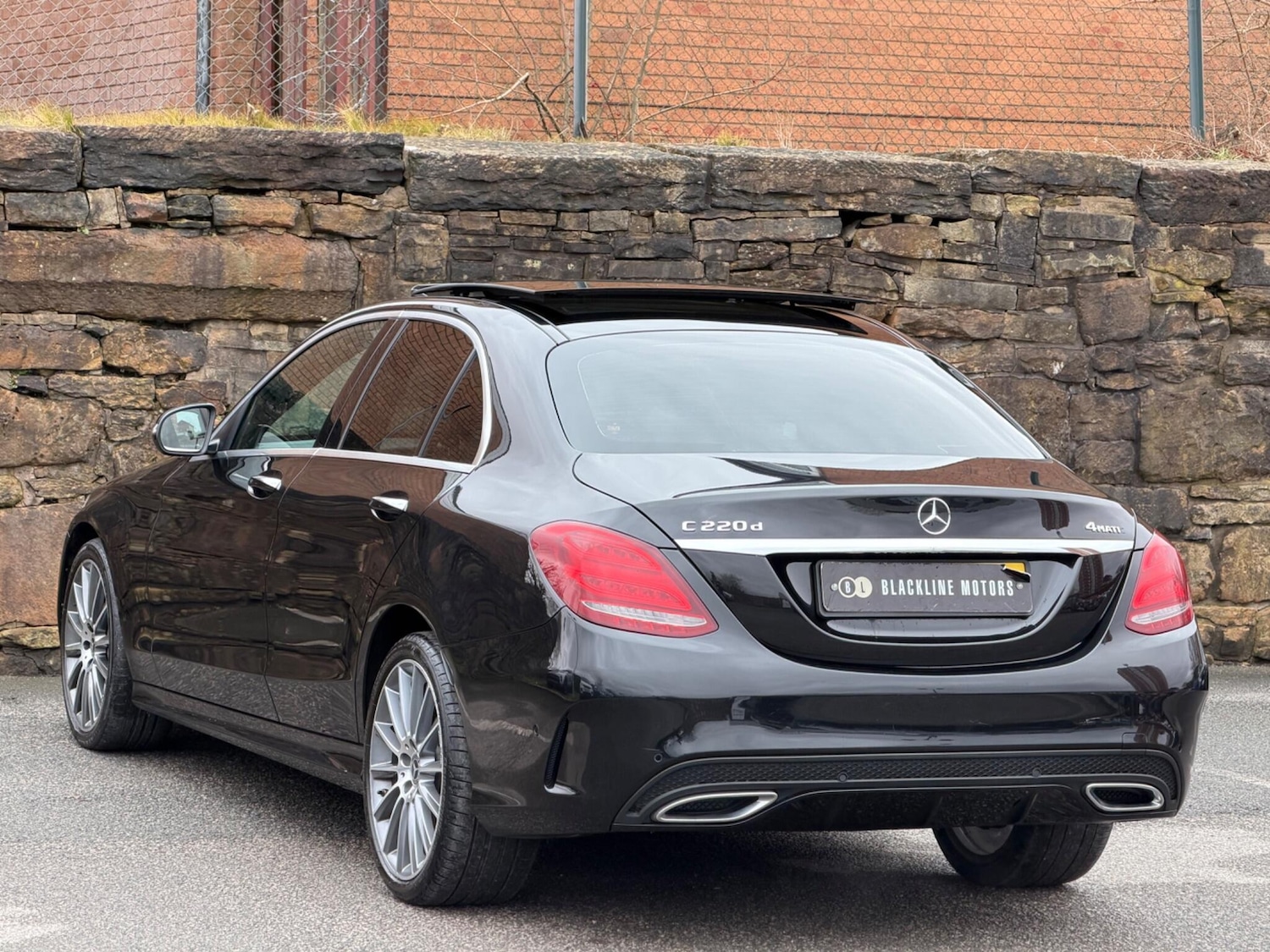 Used Mercedes-Benz C Class 2018 for sale - 77166500: Photo 5