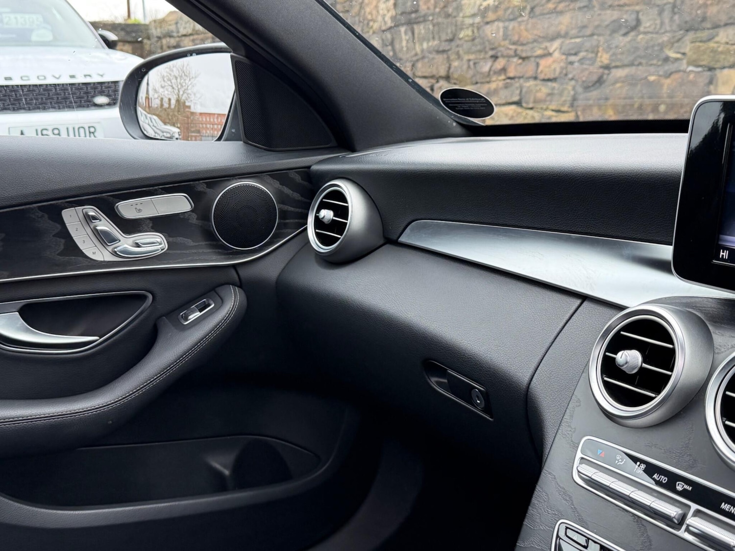 Used Mercedes-Benz C Class 2018 for sale - 77166500: Photo 50