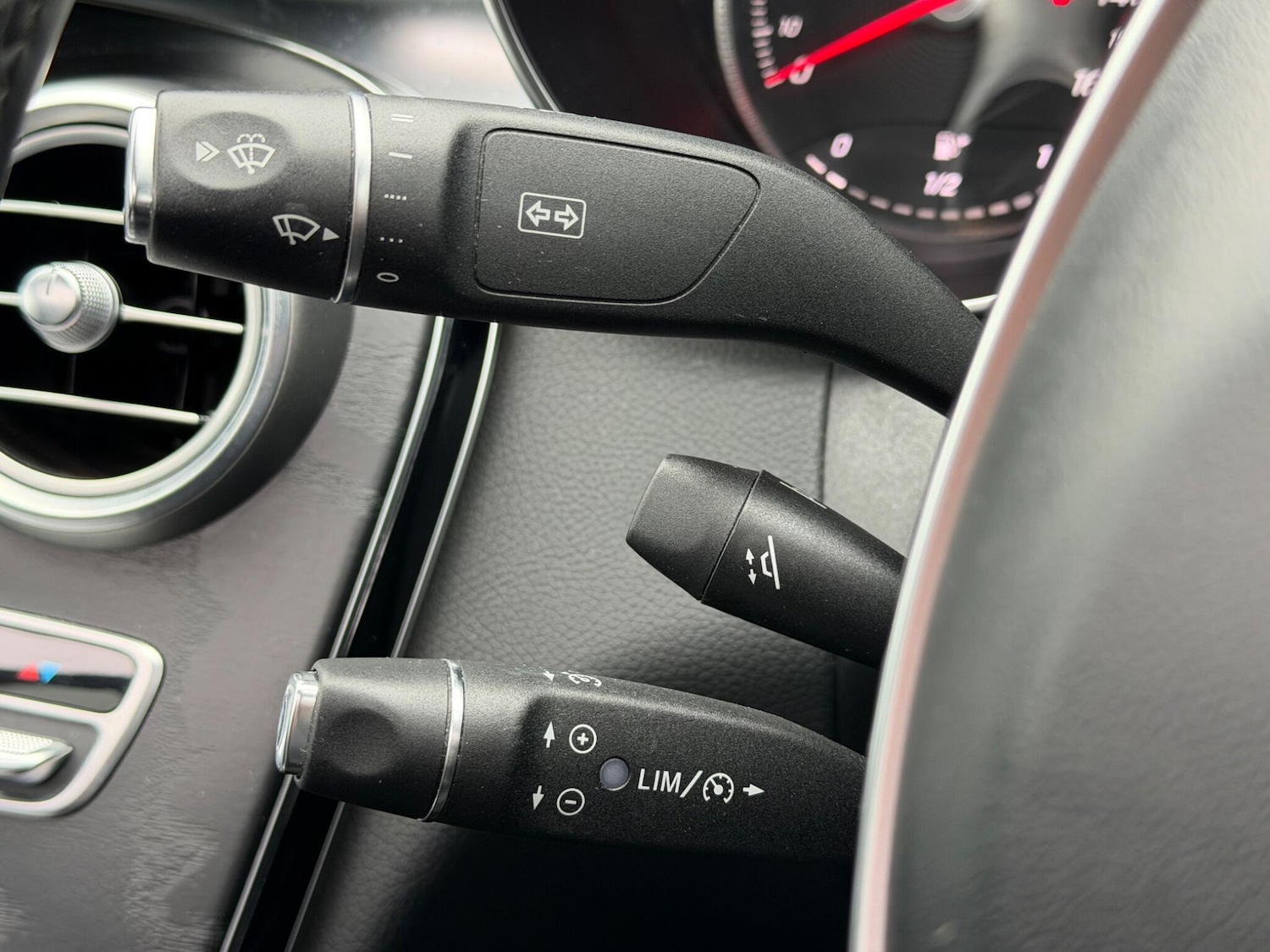 Used Mercedes-Benz C Class 2018 for sale - 77166500: Photo 51