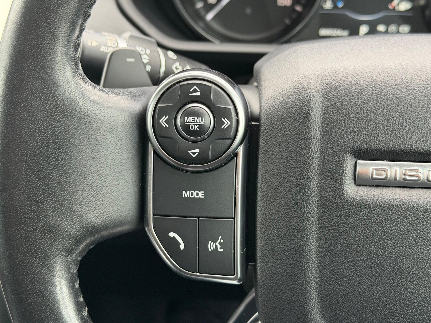 Used Land Rover Discovery 2017 for sale - 76850409: Photo 31