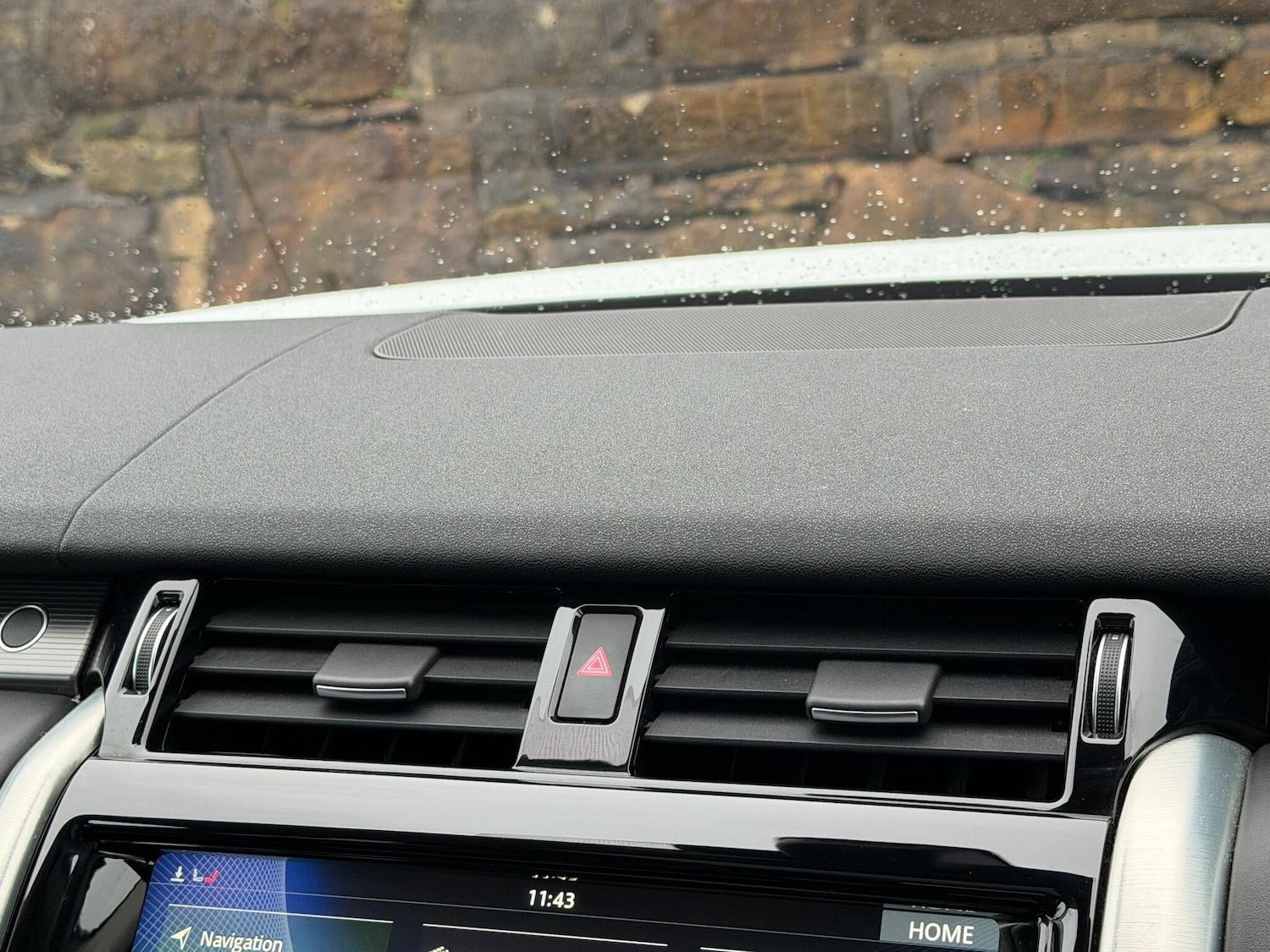 Used Land Rover Discovery 2017 for sale - 76850409: Photo 33