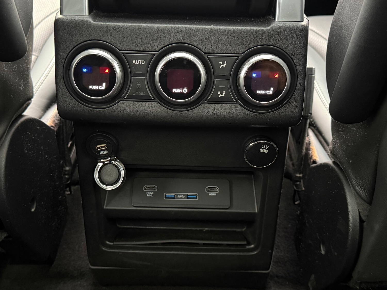 Used Land Rover Discovery 2017 for sale - 76850409: Photo 55