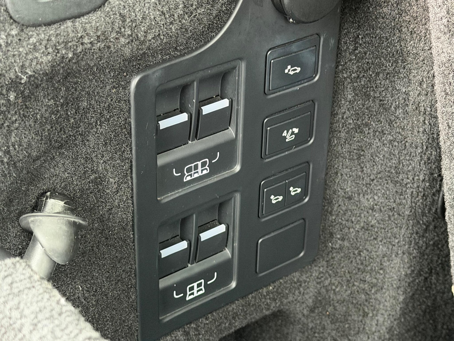 Used Land Rover Discovery 2017 for sale - 76850409: Photo 57