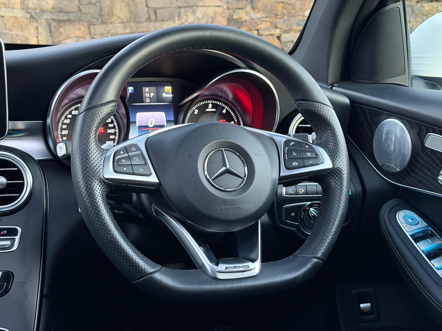 Used Mercedes-Benz GLC 2018 for sale - 76865324: Photo 26