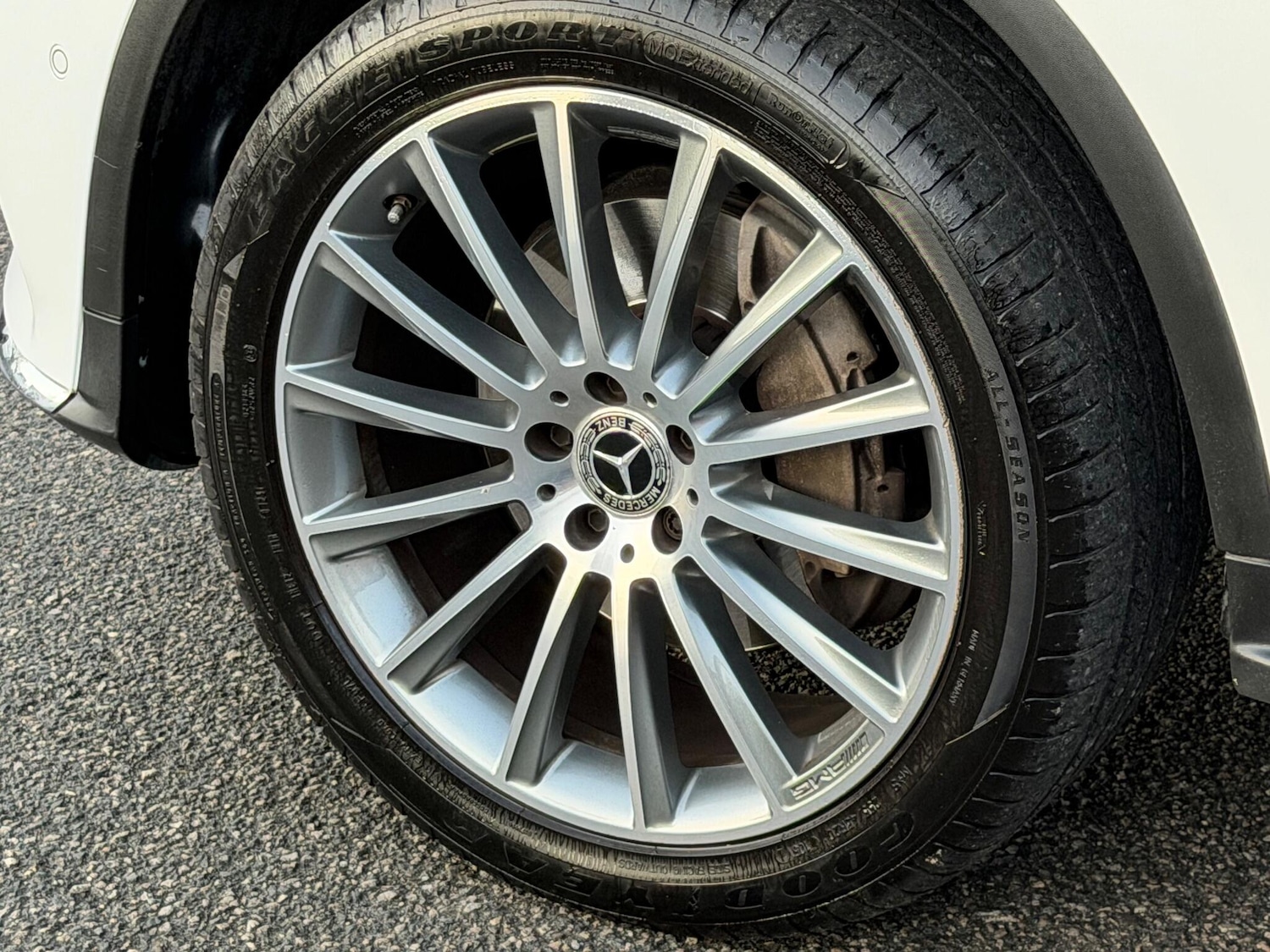 Used Mercedes-Benz GLC 2018 for sale - 76865324: Photo 57