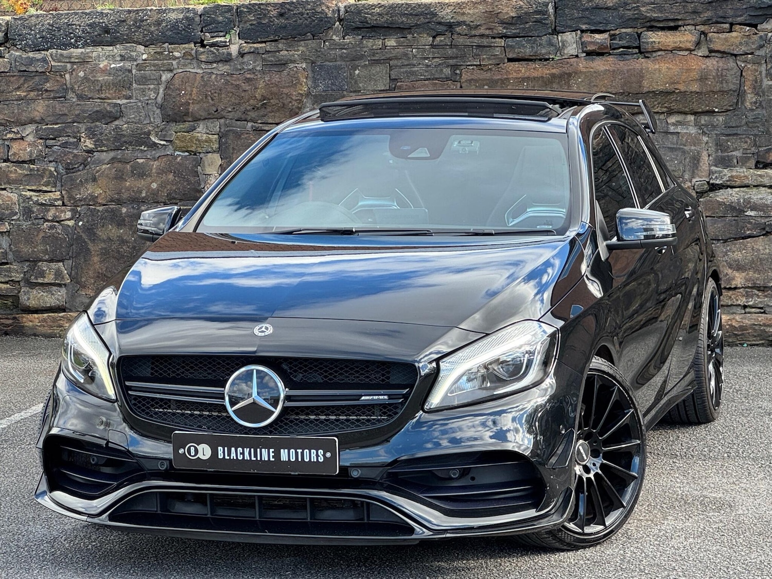 Used Mercedes-Benz A-Class 2015 for sale - 76370467: Photo 3