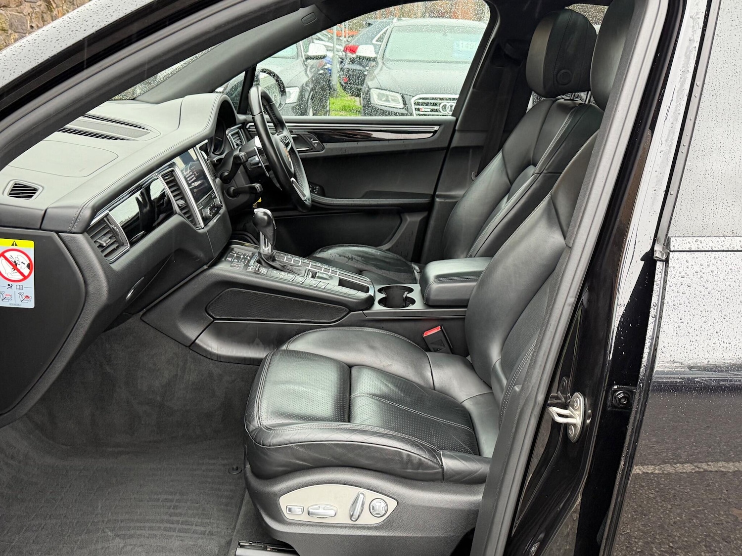 Used Porsche Macan 2017 for sale - 76990071: Photo 17