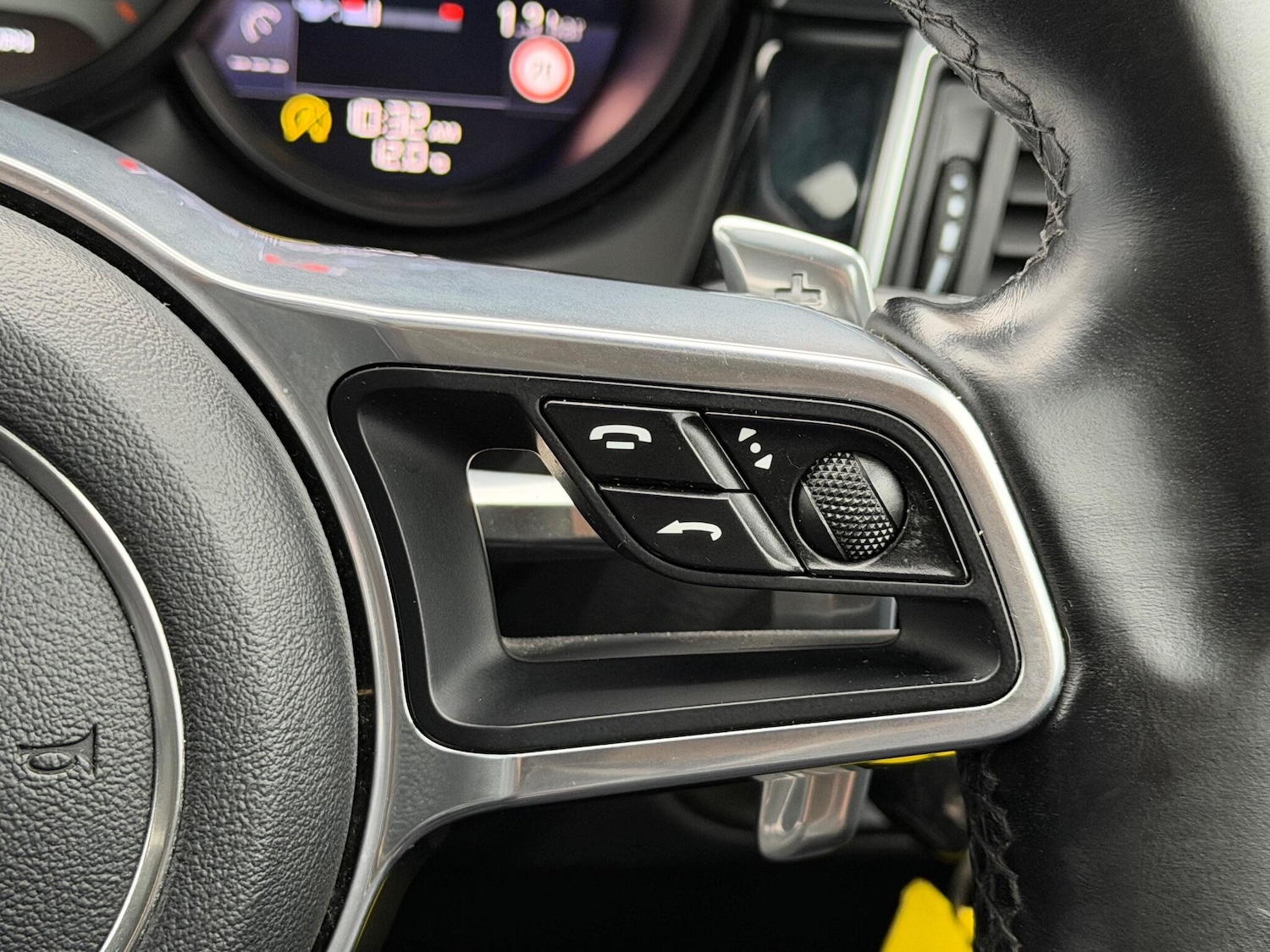 Used Porsche Macan 2017 for sale - 76990071: Photo 27