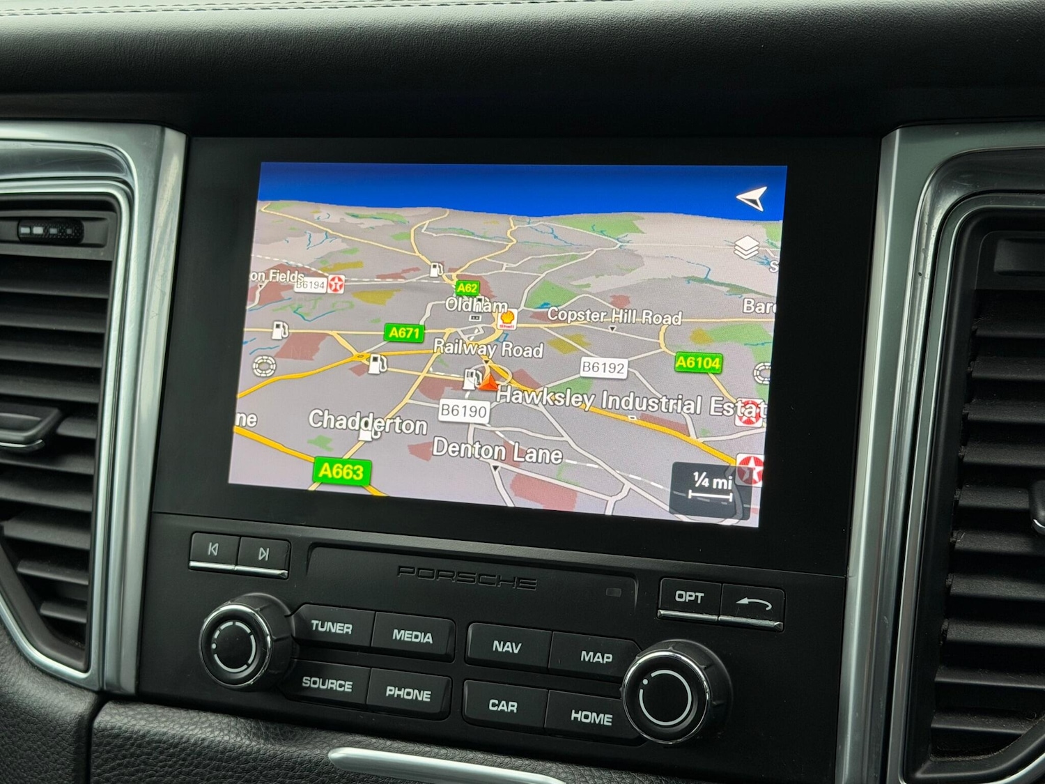 Used Porsche Macan 2017 for sale - 76990071: Photo 33