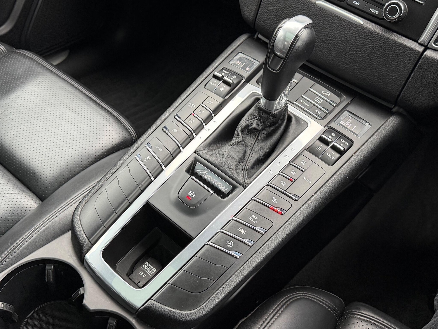 Used Porsche Macan 2017 for sale - 76990071: Photo 39