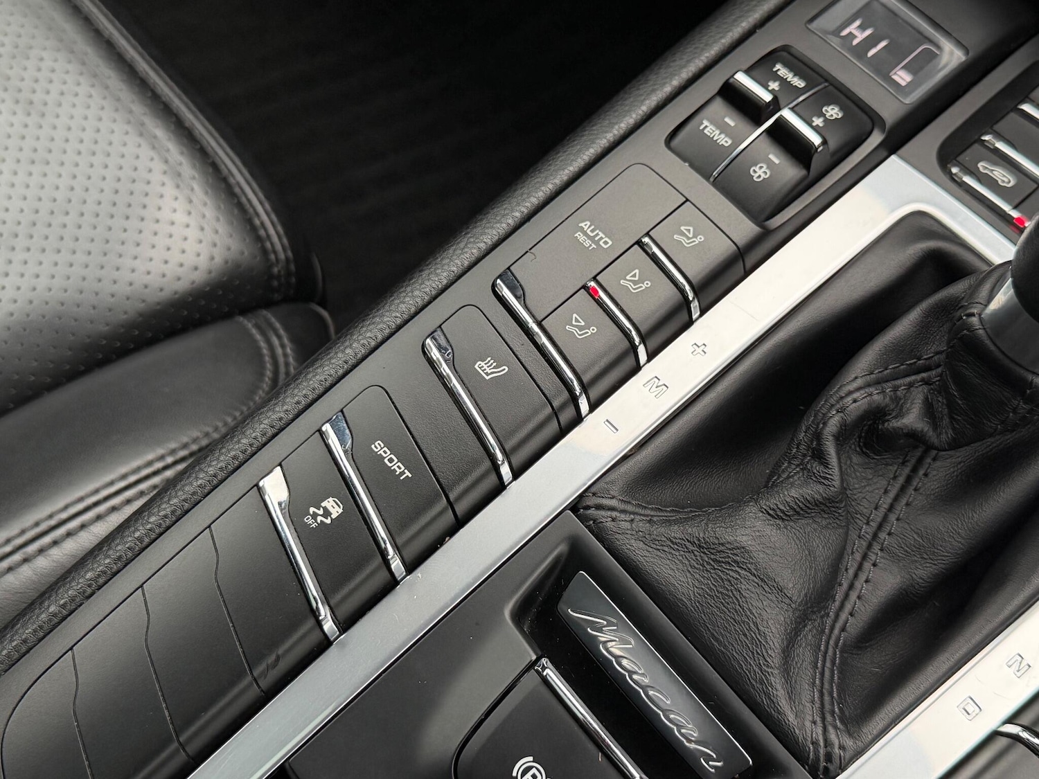 Used Porsche Macan 2017 for sale - 76990071: Photo 42