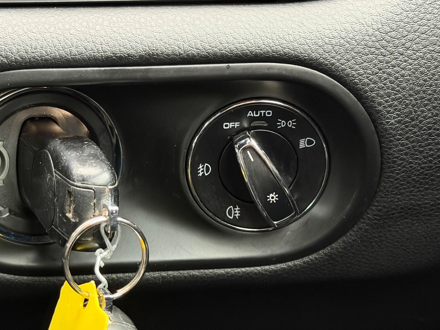 Used Porsche Macan 2017 for sale - 76990071: Photo 48