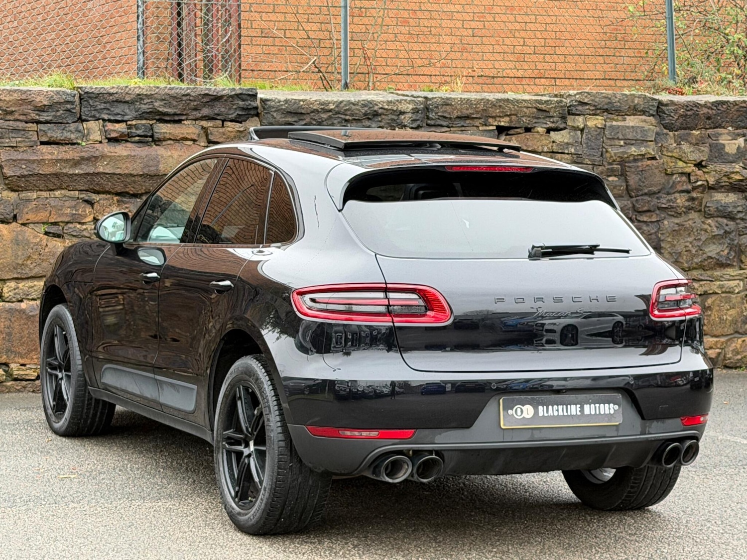 Used Porsche Macan 2017 for sale - 76990071: Photo 5