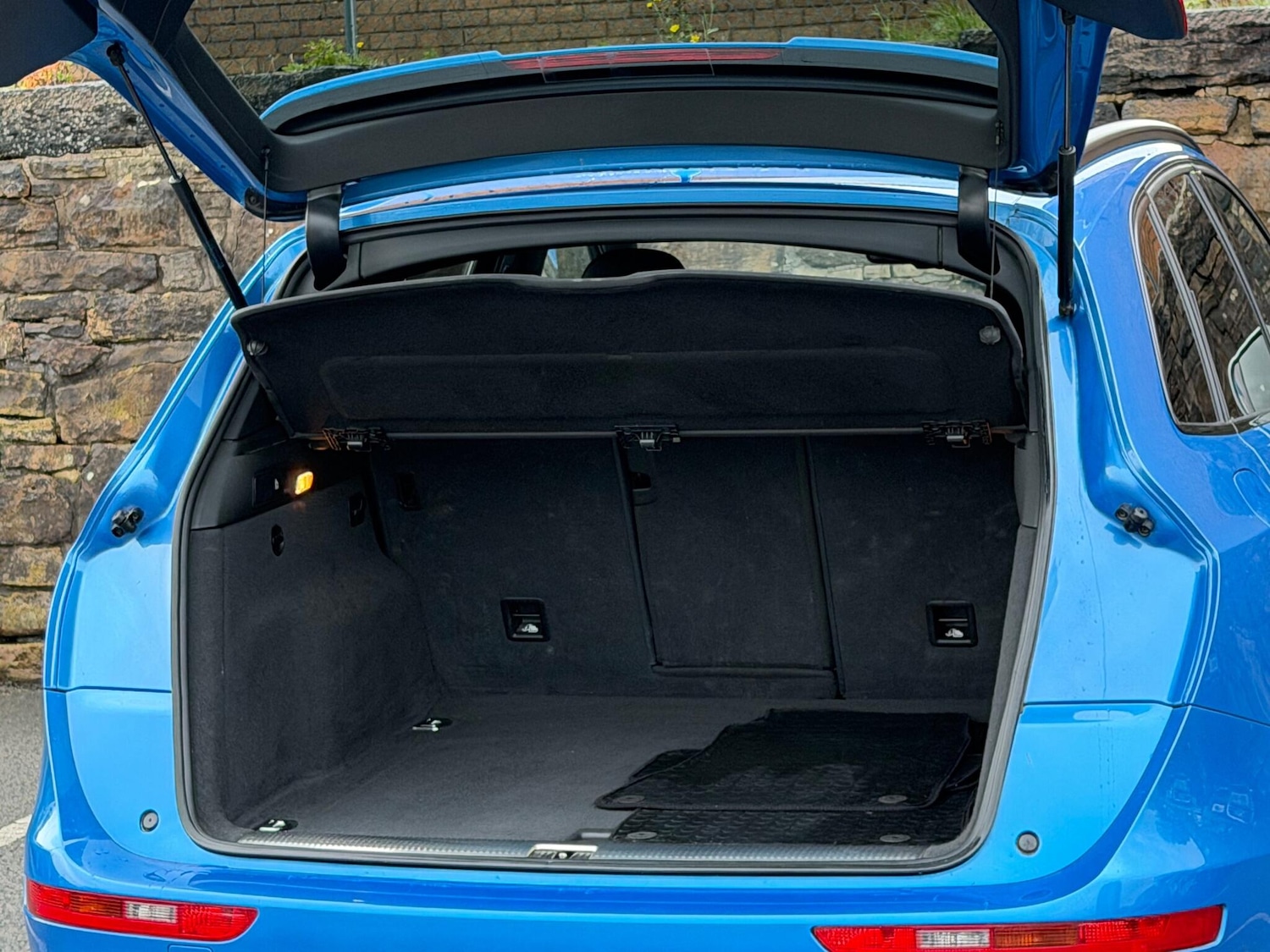 Used Audi SQ5 2015 for sale - 76380916: Photo 20