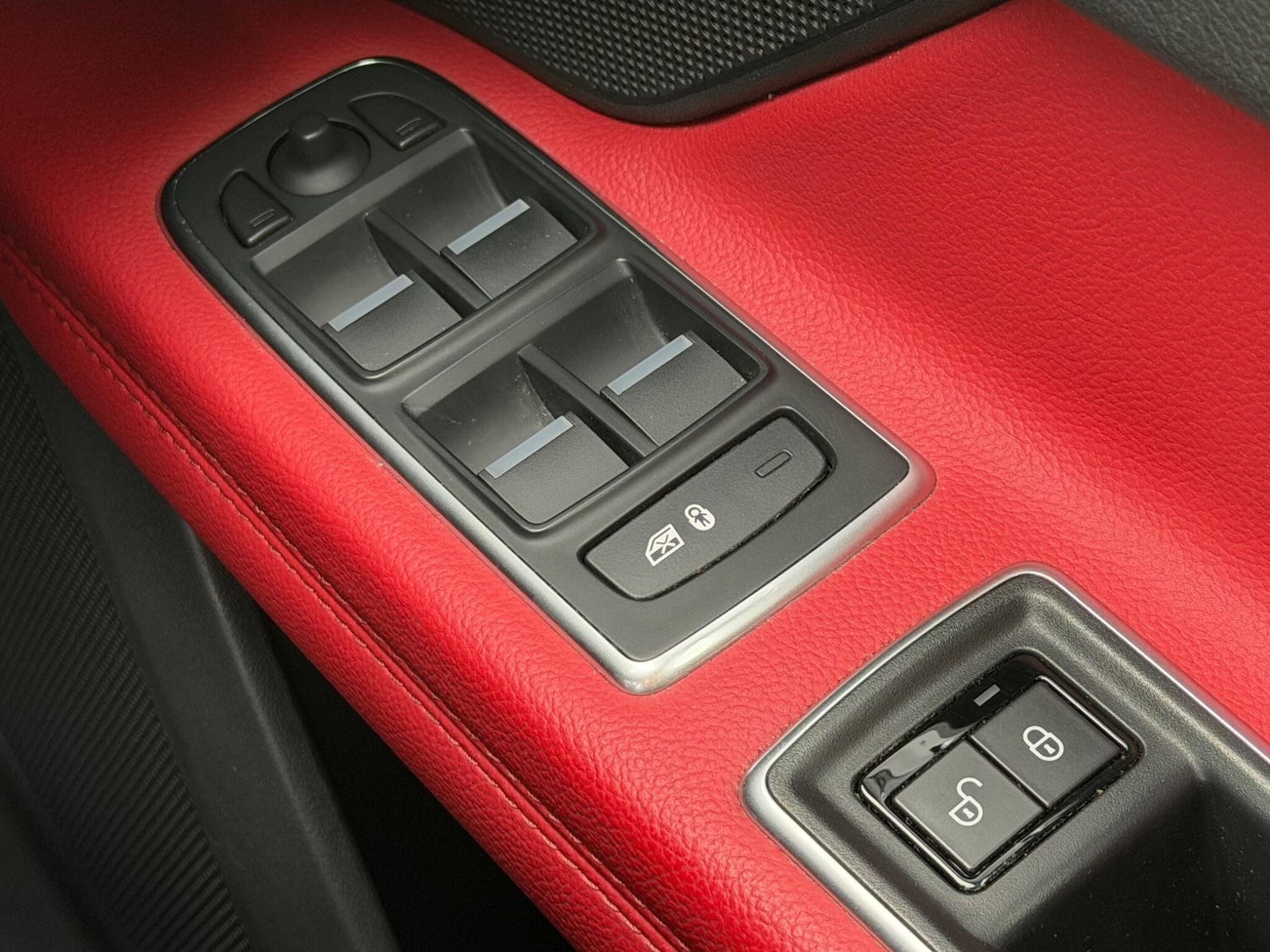 Used Jaguar XF 2017 for sale - 77400850: Photo 44