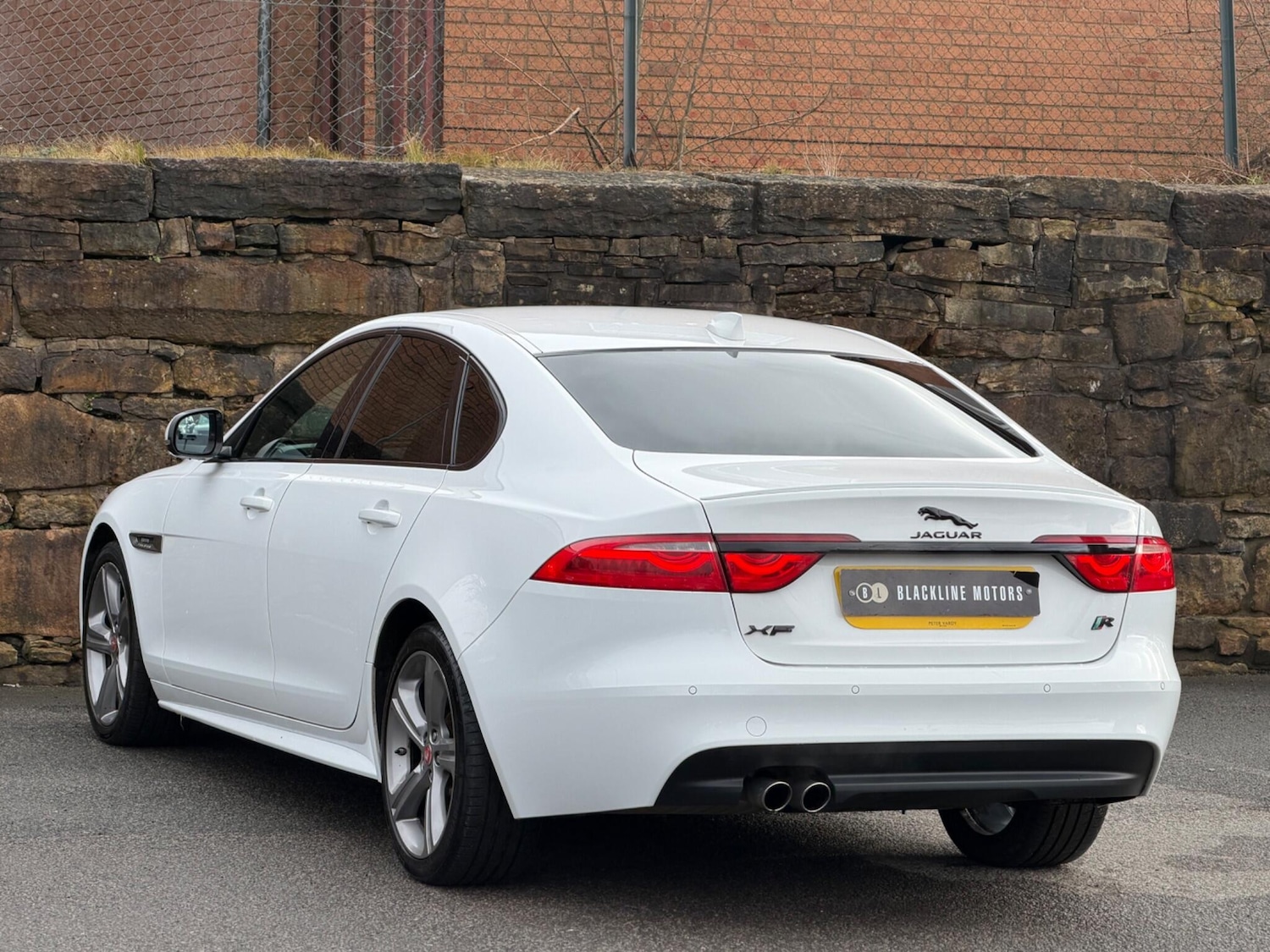 Used Jaguar XF 2017 for sale - 77400850: Photo 5