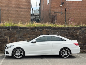 Used Mercedes-Benz E Class 2016 for sale - 79425456: Photo