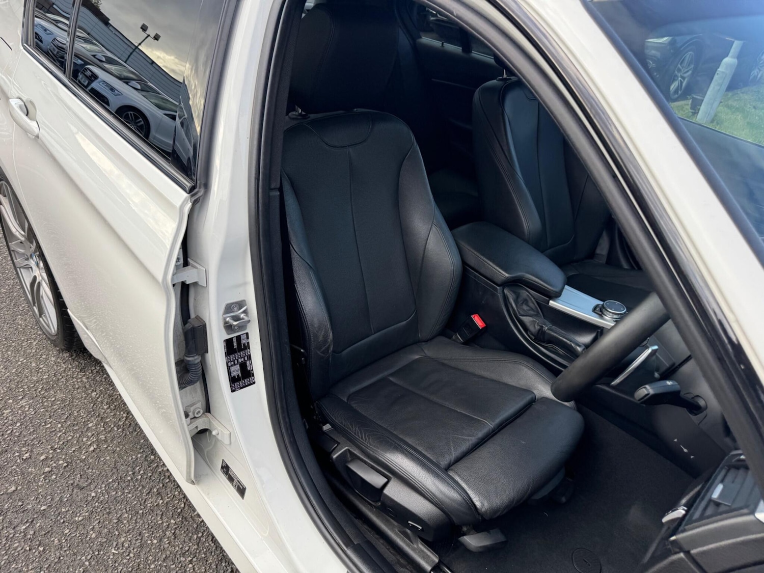 Used BMW 3 Series 2015 for sale - 76161106: Photo 17