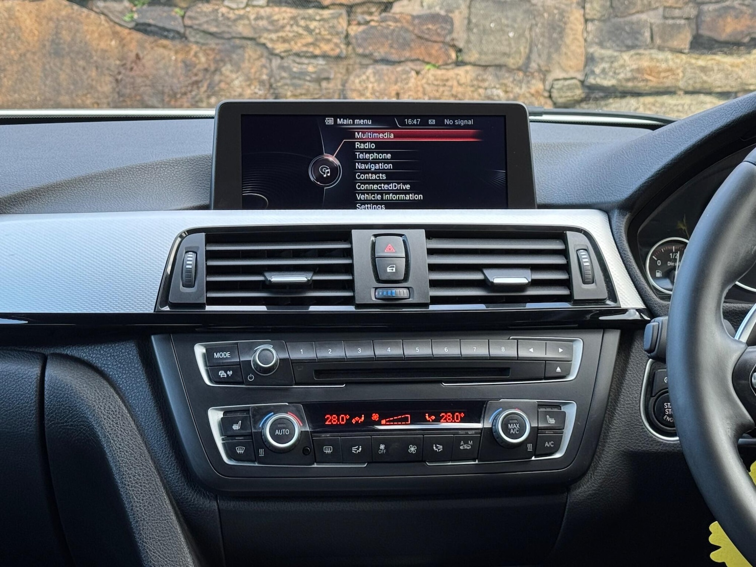 Used BMW 3 Series 2015 for sale - 76161106: Photo 28