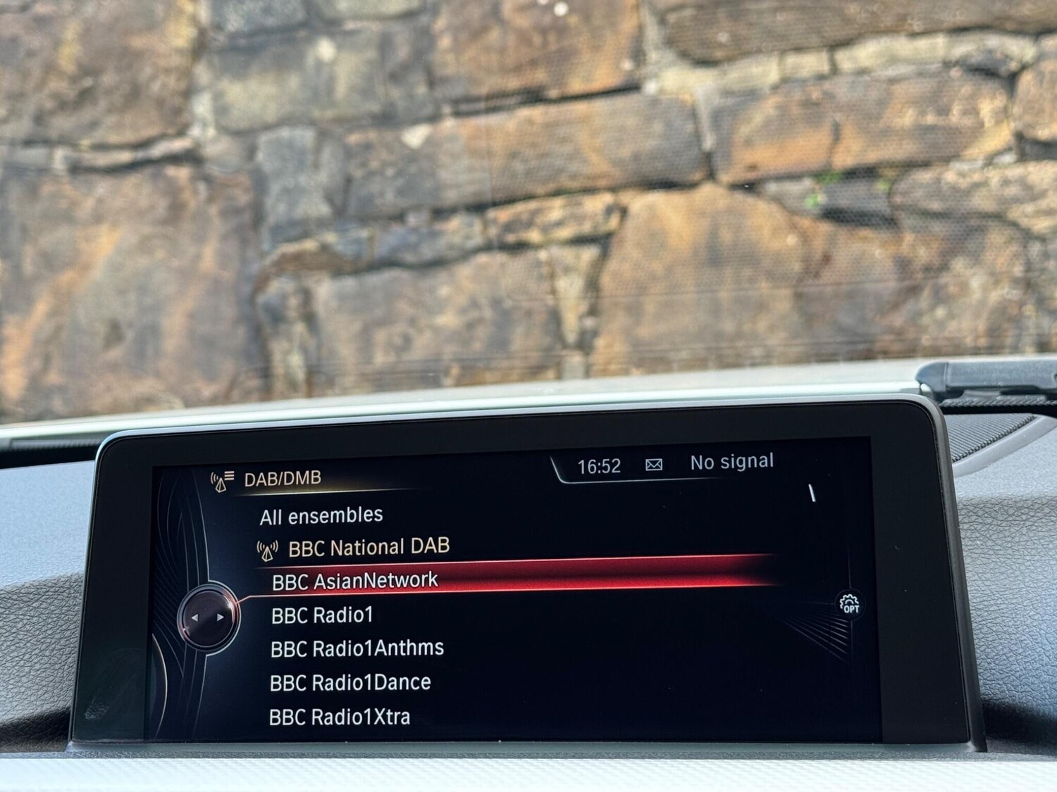 Used BMW 3 Series 2015 for sale - 76161106: Photo 31