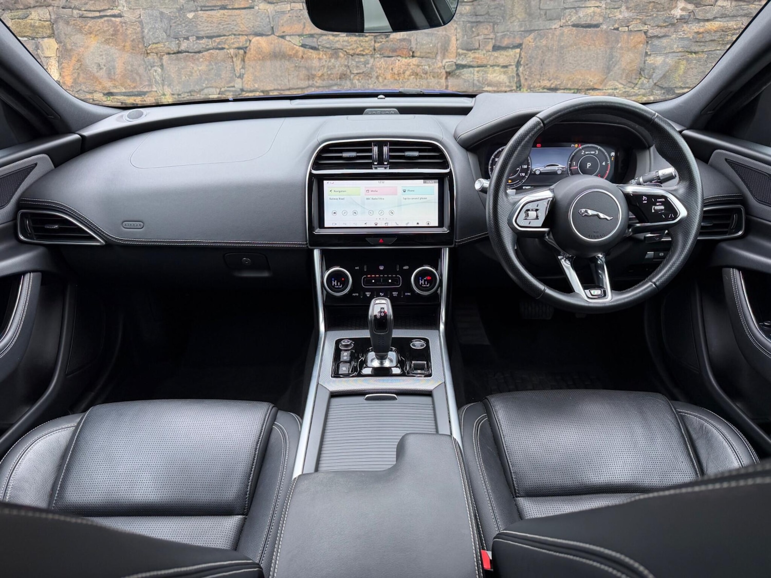 Used Jaguar XE 2020 for sale - 77511363: Photo 10