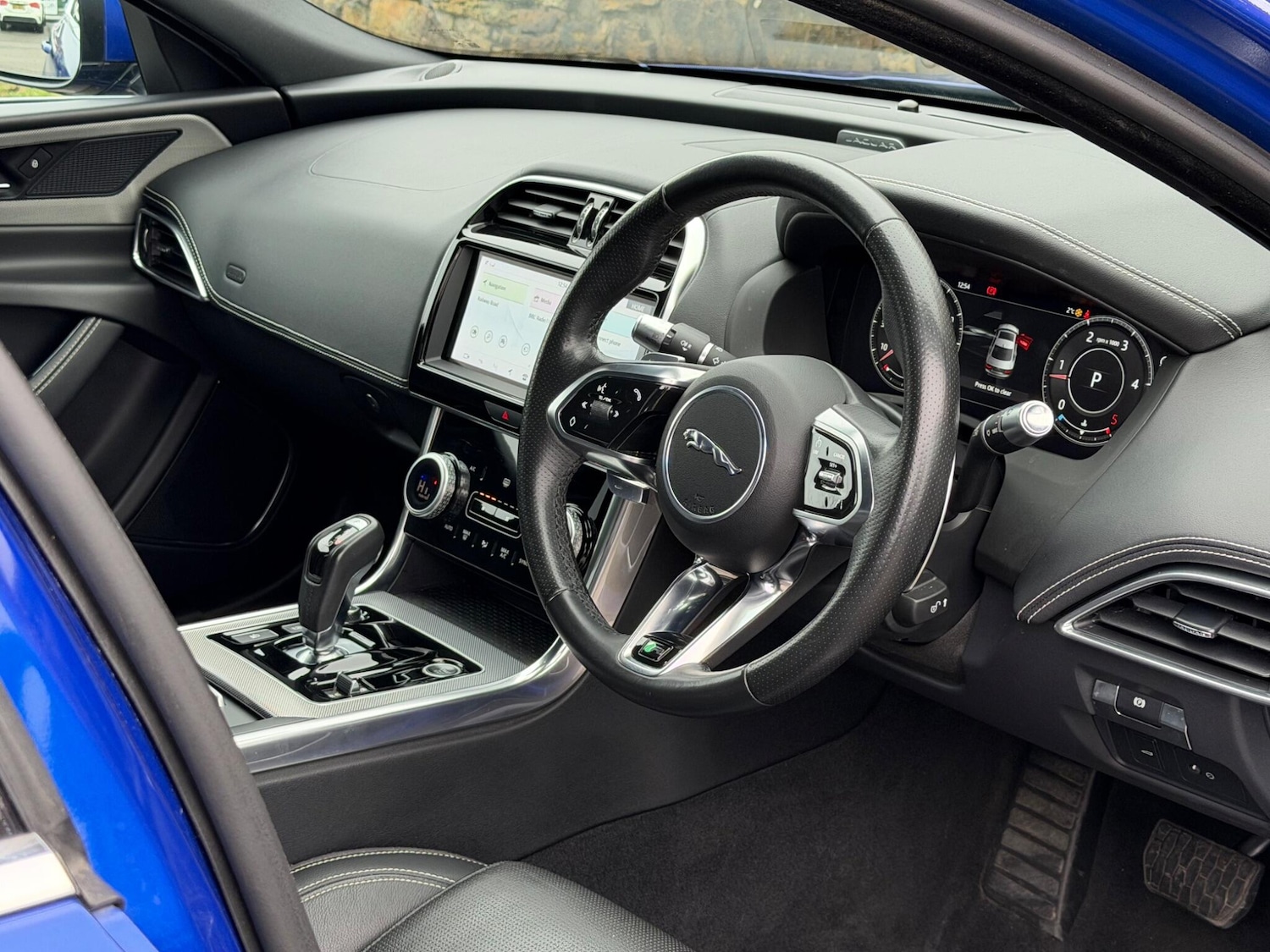 Used Jaguar XE 2020 for sale - 77511363: Photo 11