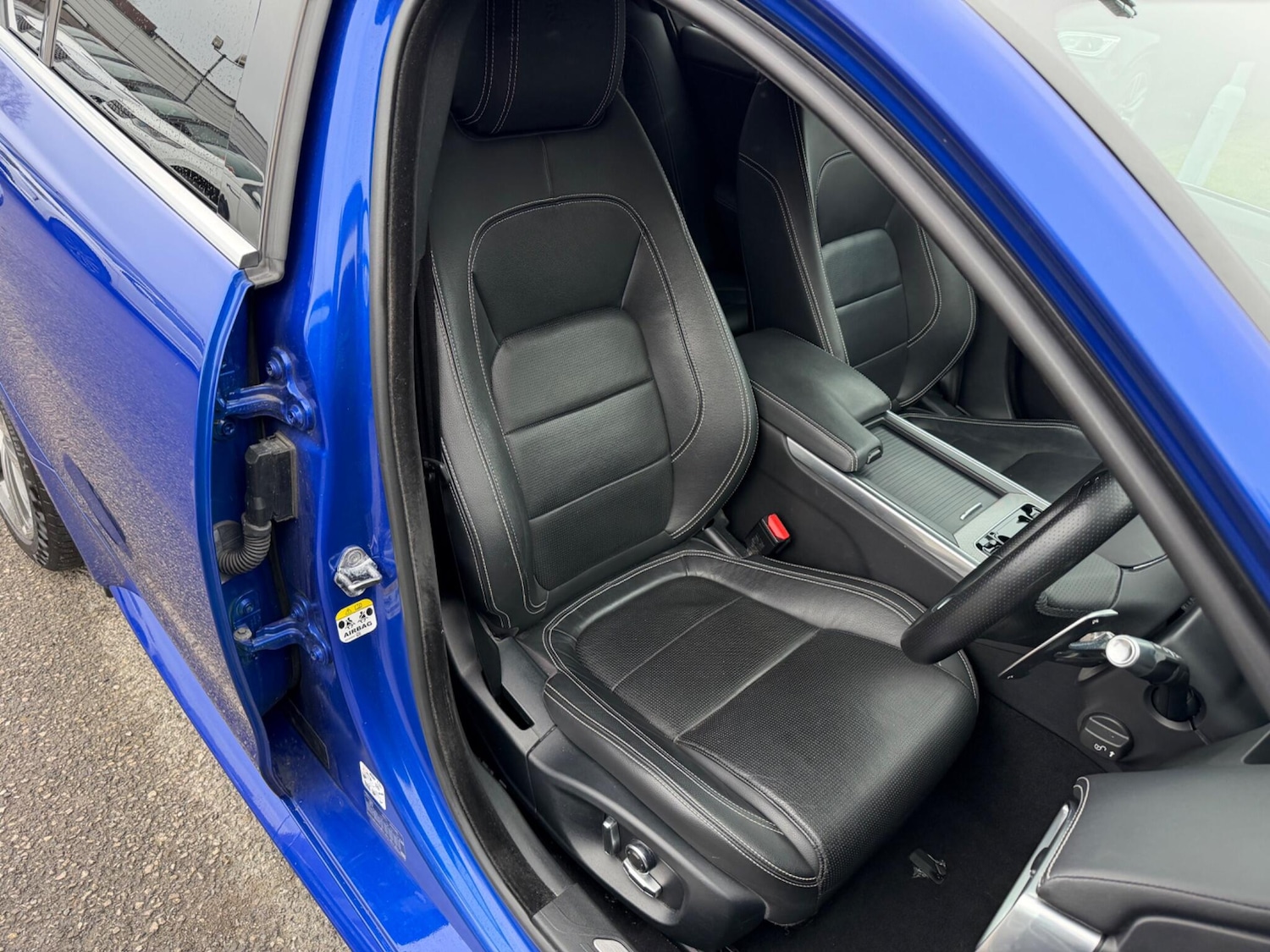 Used Jaguar XE 2020 for sale - 77511363: Photo 16