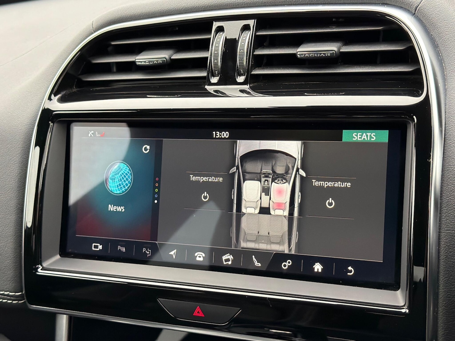 Used Jaguar XE 2020 for sale - 77511363: Photo 38