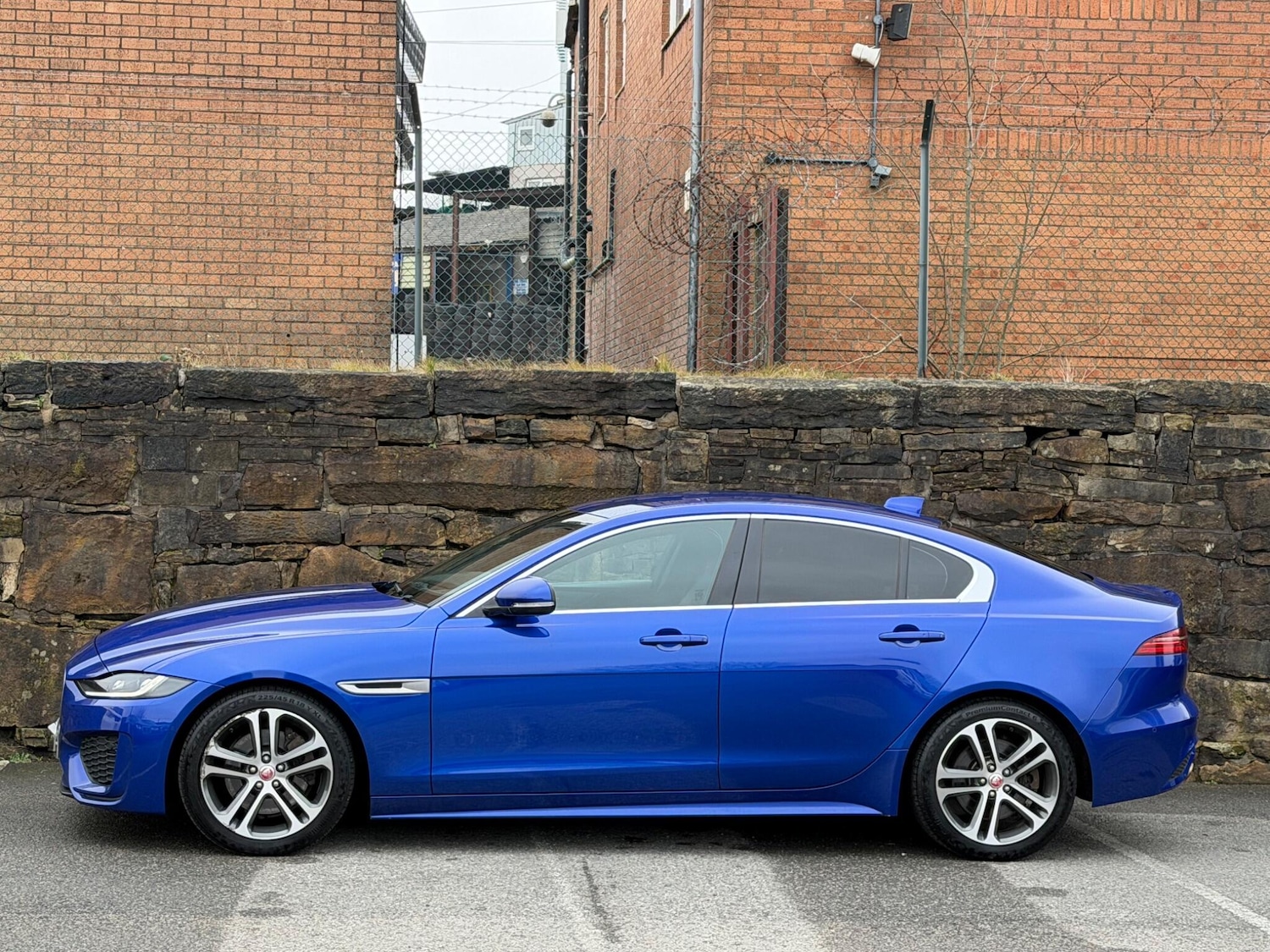 Used Jaguar XE 2020 for sale - 77511363: Photo 4