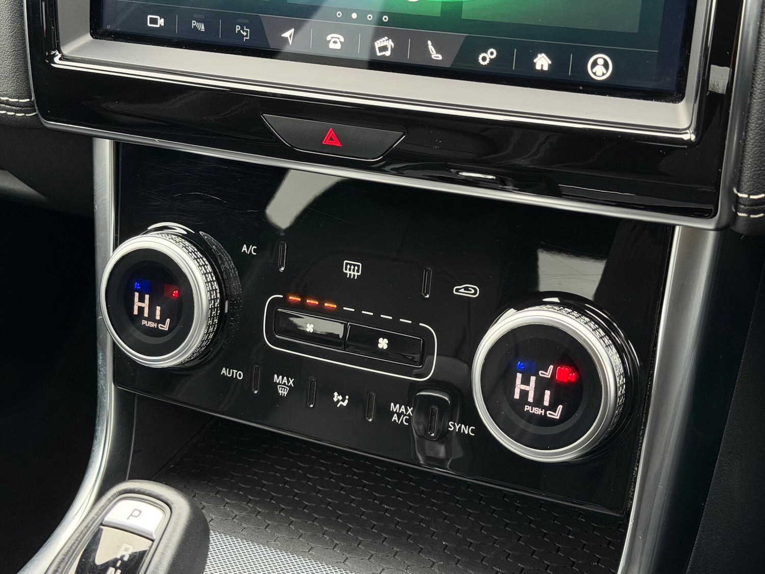 Used Jaguar XE 2020 for sale - 77511363: Photo 40