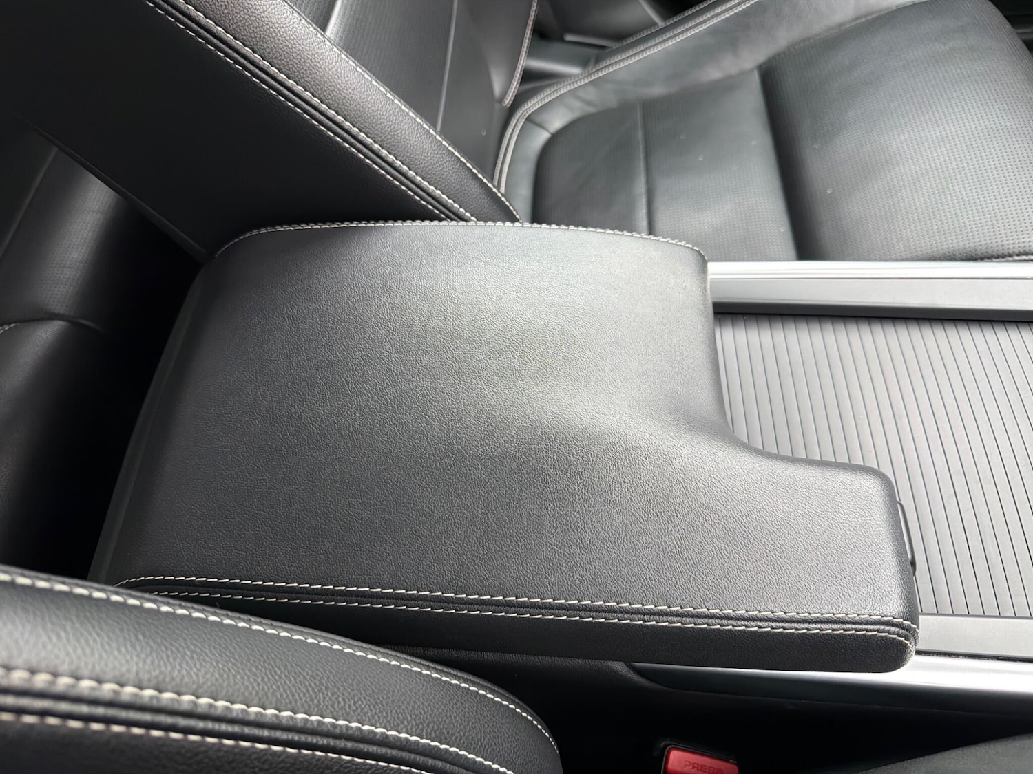 Used Jaguar XE 2020 for sale - 77511363: Photo 46