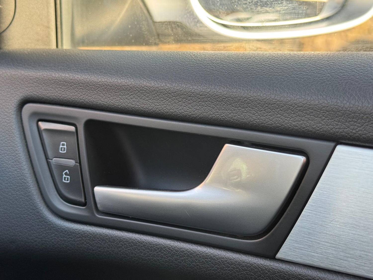 Used Audi Q5 2014 for sale - 76988896: Photo 48