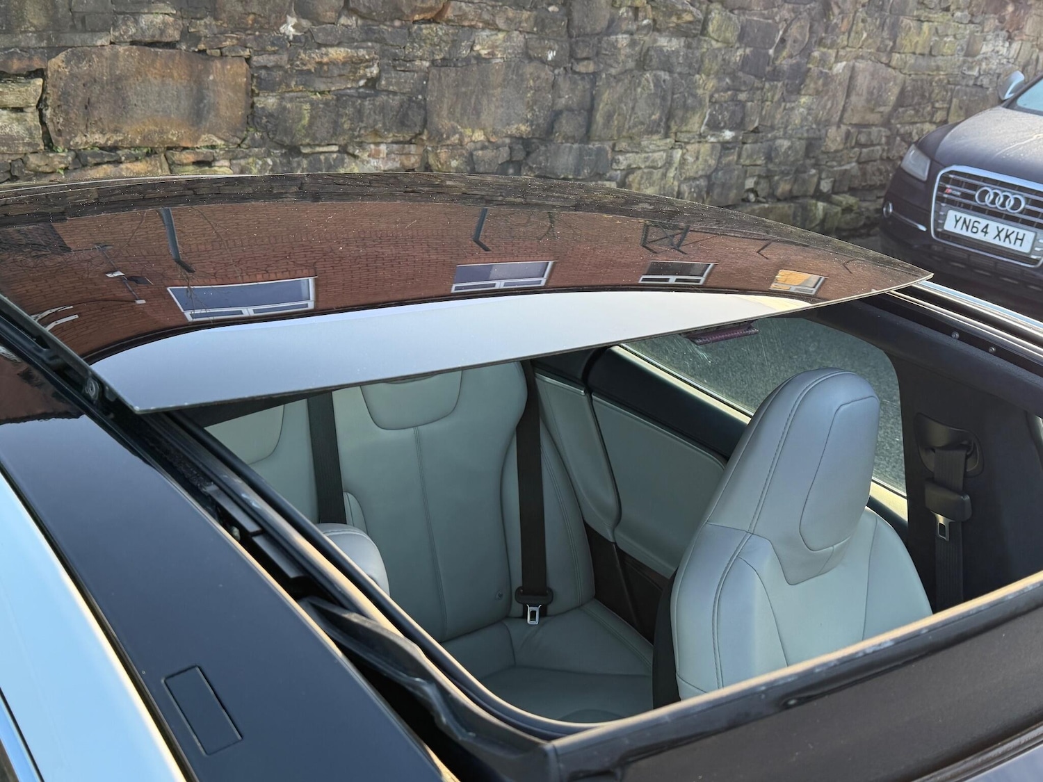 Used Tesla Model S 2016 for sale - 76913846: Photo 9