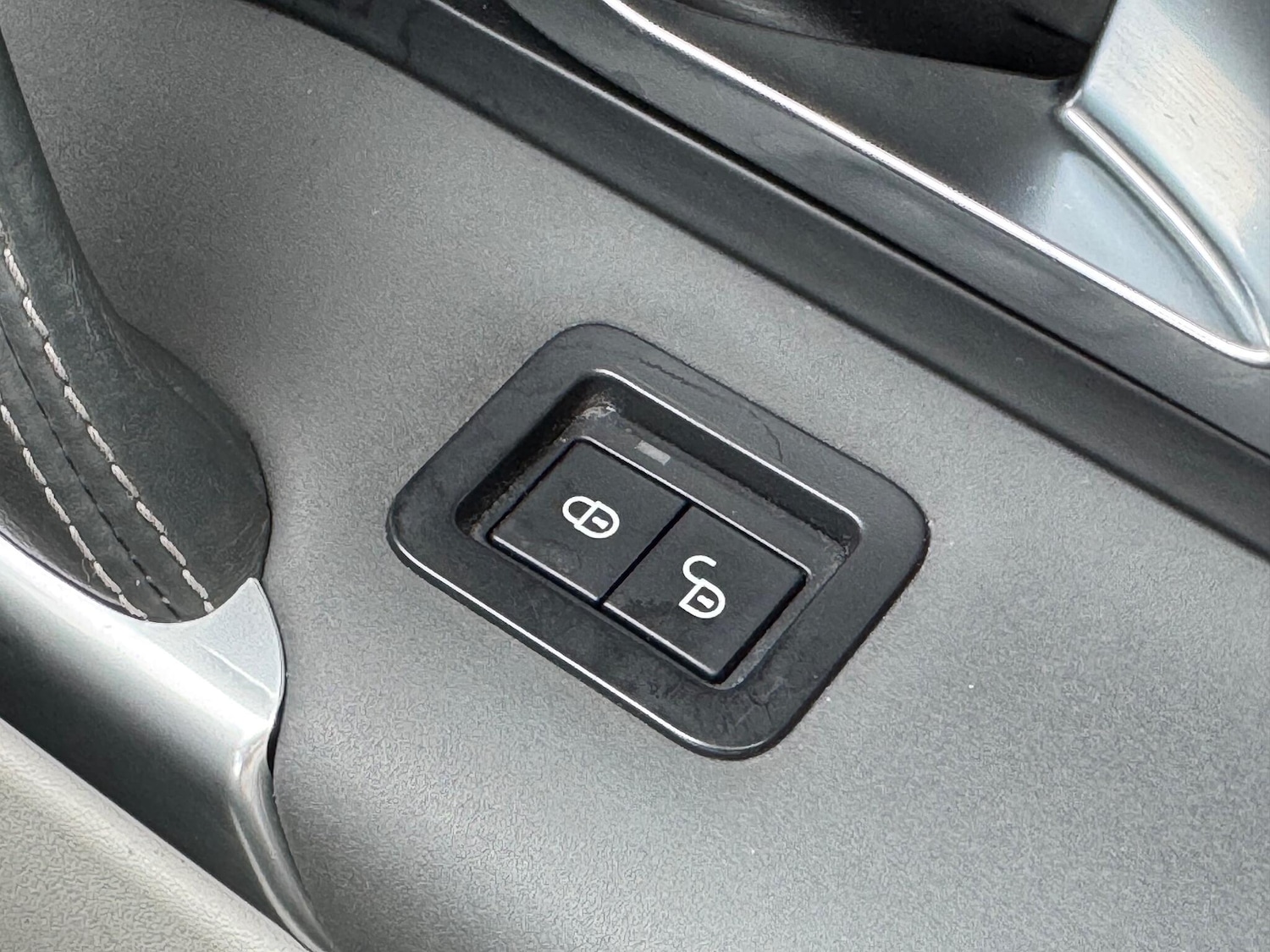 Used Land Rover Discovery Sport 2017 for sale - 76990763: Photo 49