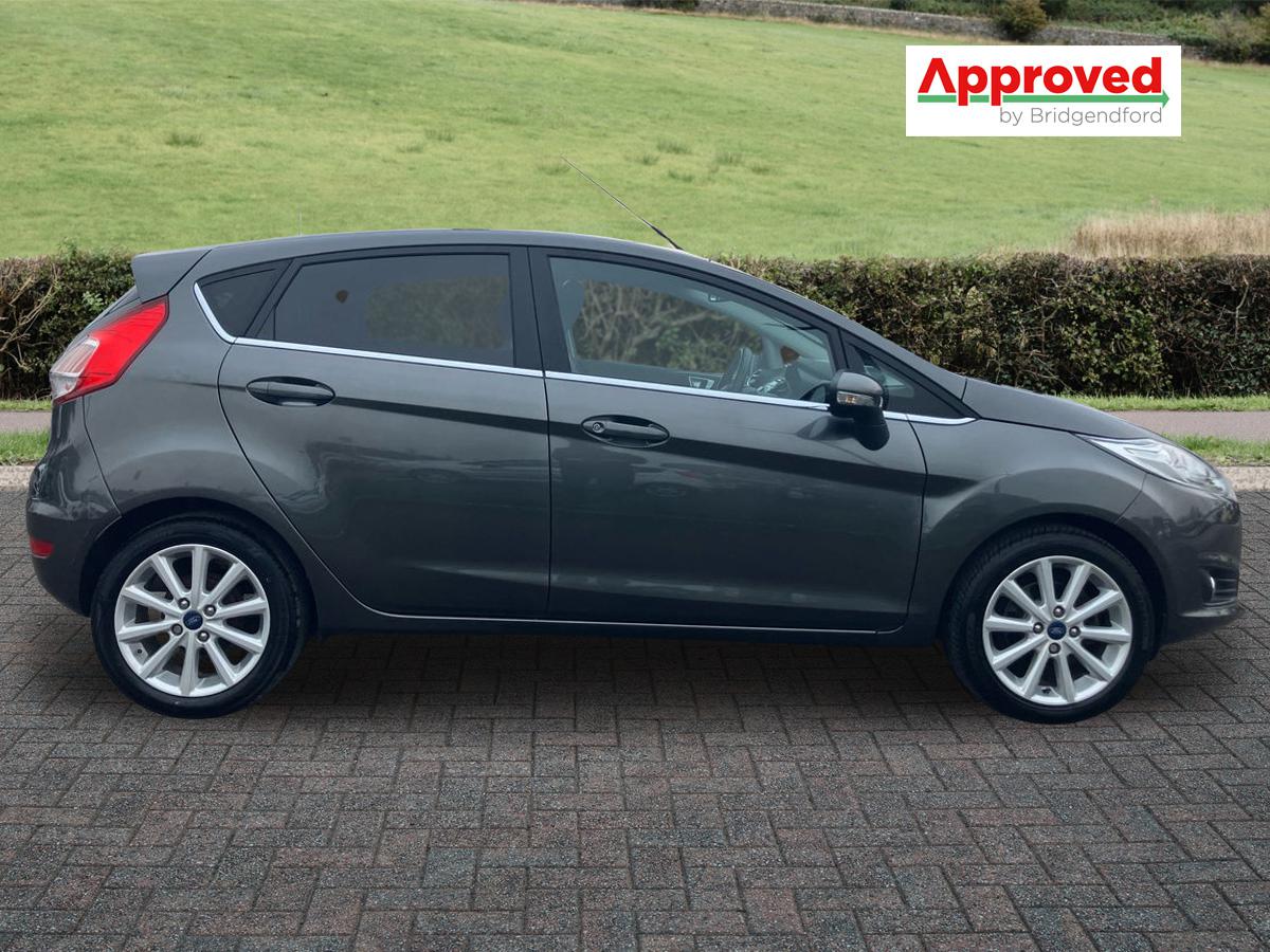 Used Ford Fiesta 2017 for sale - 77042734: Photo 2