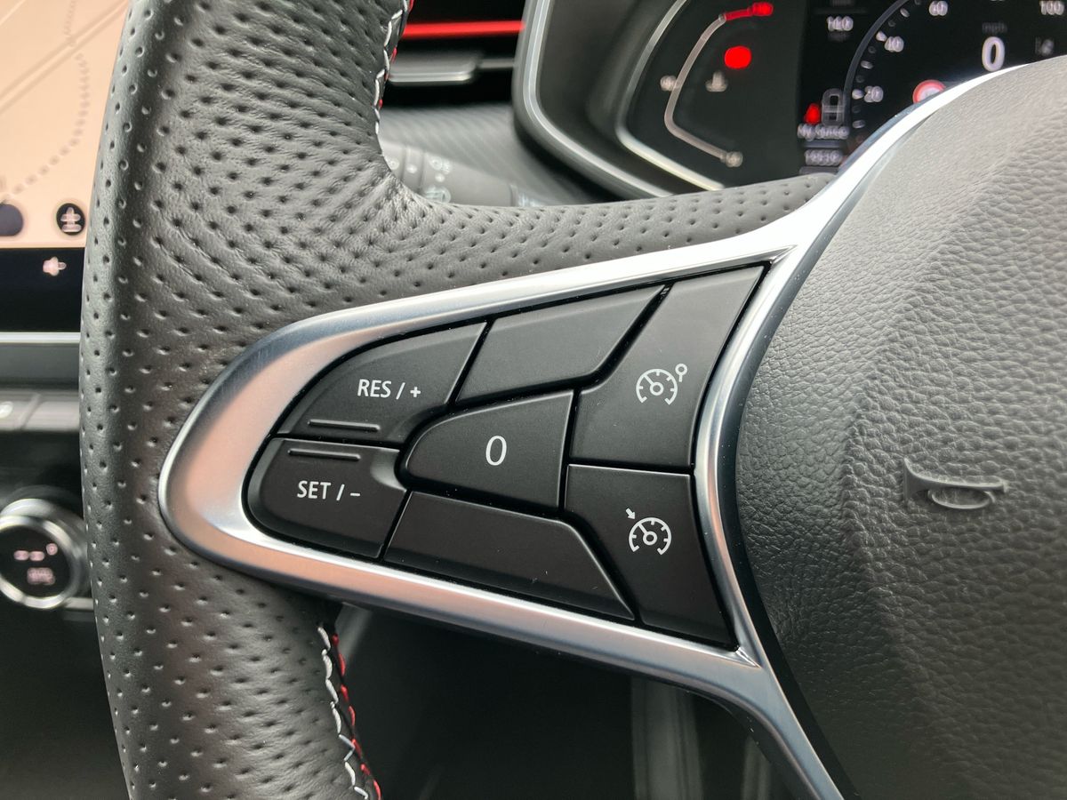 Used Renault Clio 2021 for sale - 77600294: Photo 29