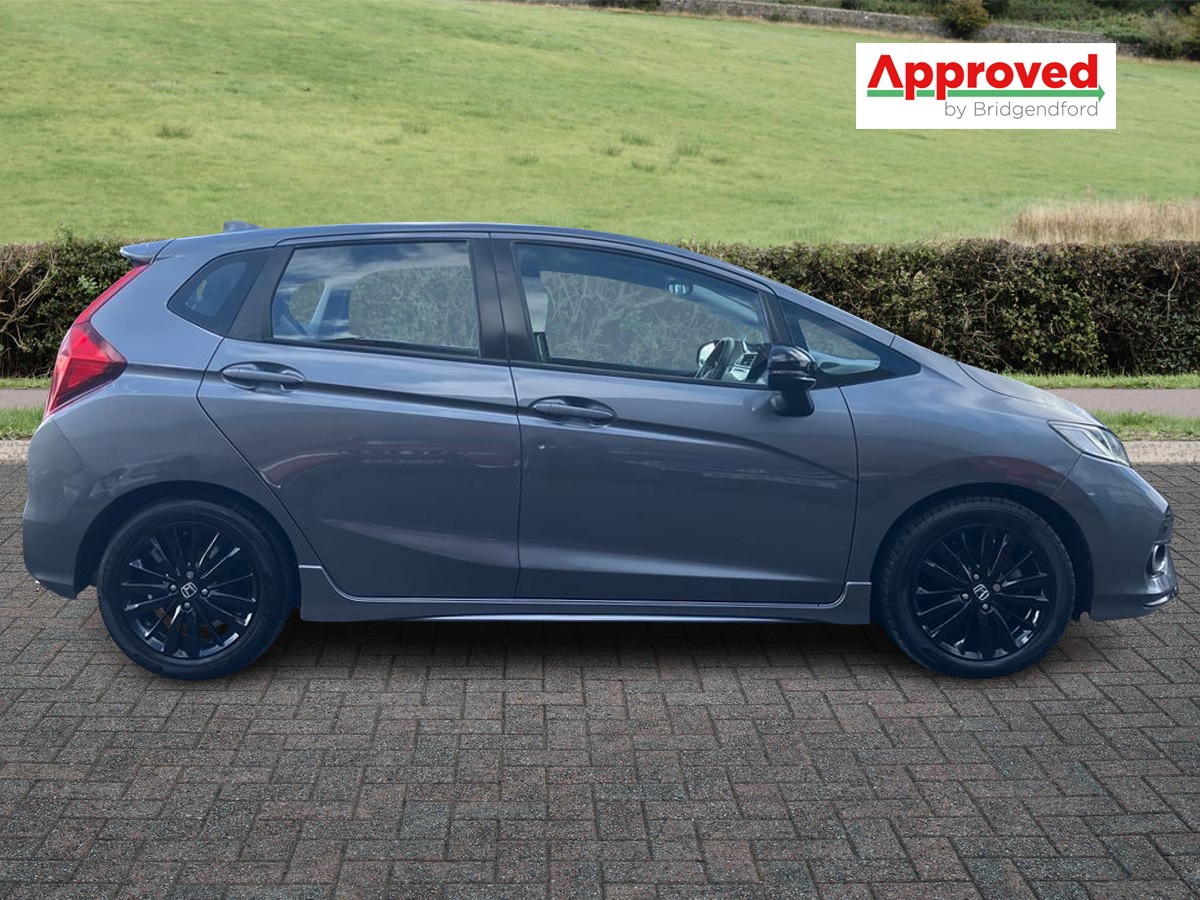 Used Honda Jazz 2018 for sale - 78042128: Photo 2