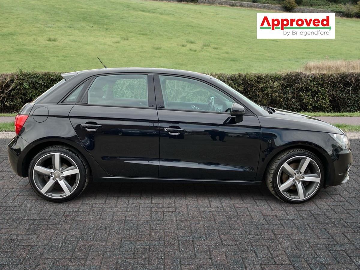 Used Audi A1 2013 for sale - 76140039: Photo 2