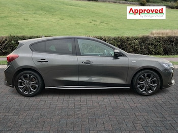 Used Ford Focus 2023 for sale - 77312317: Photo