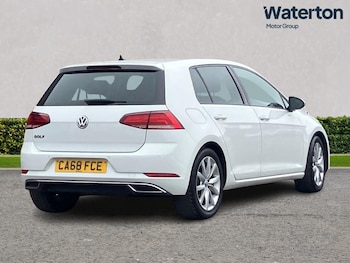 Used Volkswagen Golf 2018 for sale - 79602550: Photo