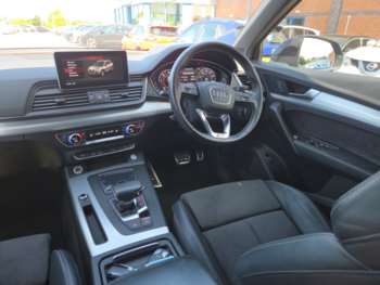 Used Audi Q5 2017 for sale - 75220191: Photo