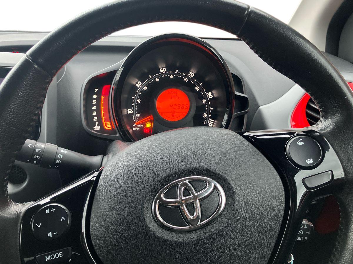 Used Toyota AYGO 2019 for sale - 76507434: Photo 19