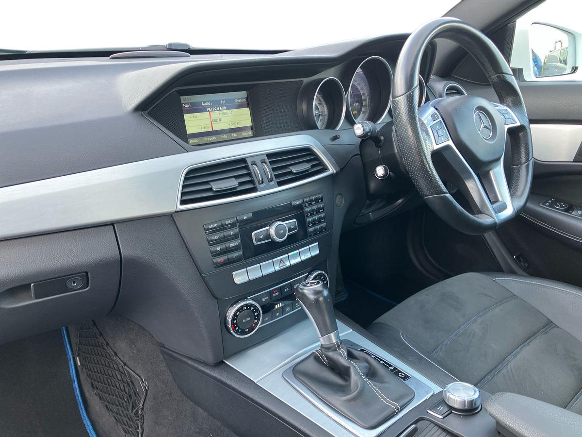 Used Mercedes-Benz C Class 2015 for sale - 77157886: Photo 22