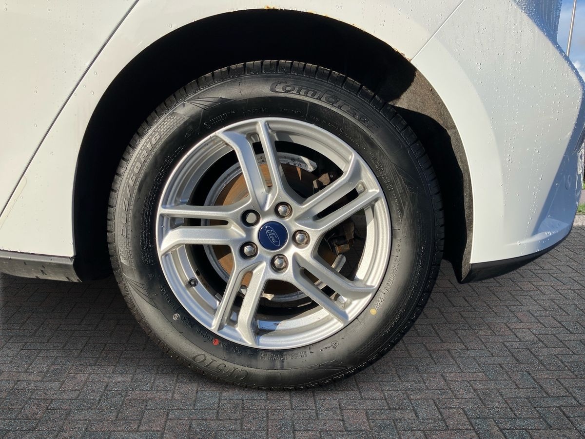 Used Ford Focus 2018 for sale - 76615142: Photo 13