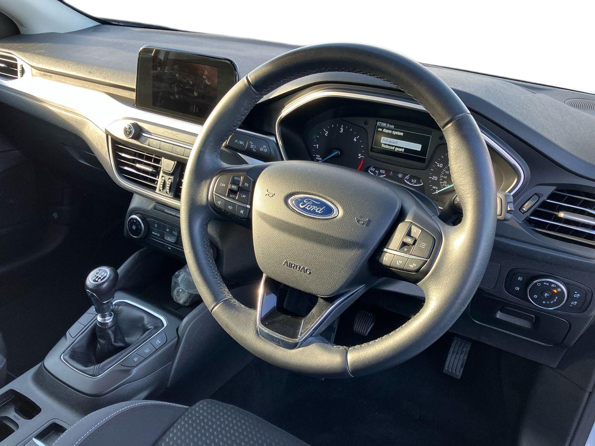 Used Ford Focus 2018 for sale - 76615142: Photo 14